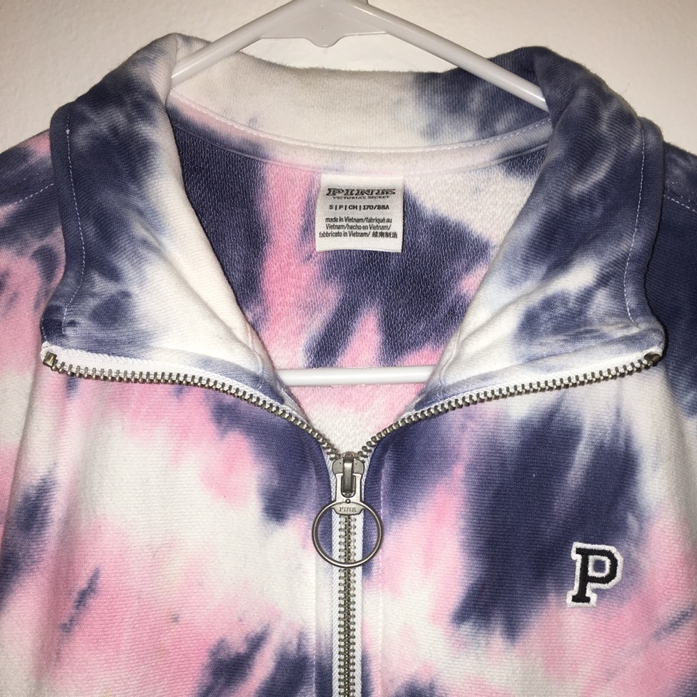 Sweater // PINK Victoria’s Secret